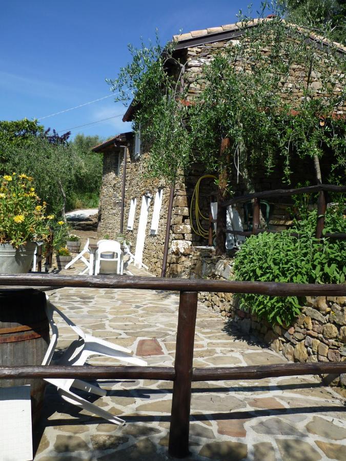 Nostro Rifugio Villa Apricale Bagian luar foto