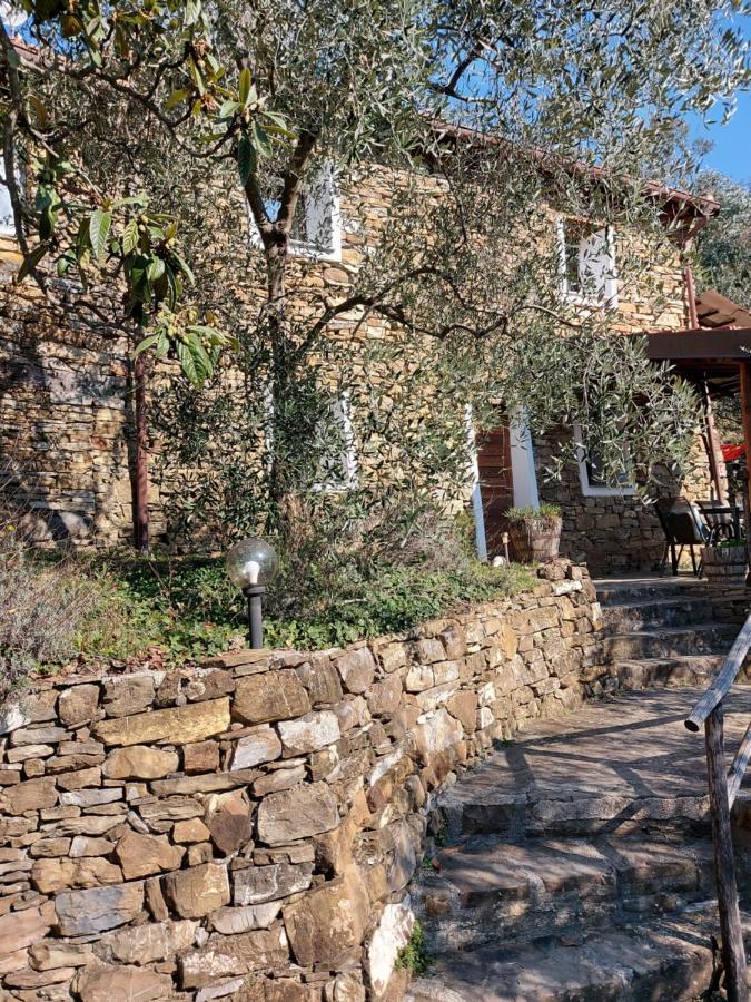 Nostro Rifugio Villa Apricale Bagian luar foto